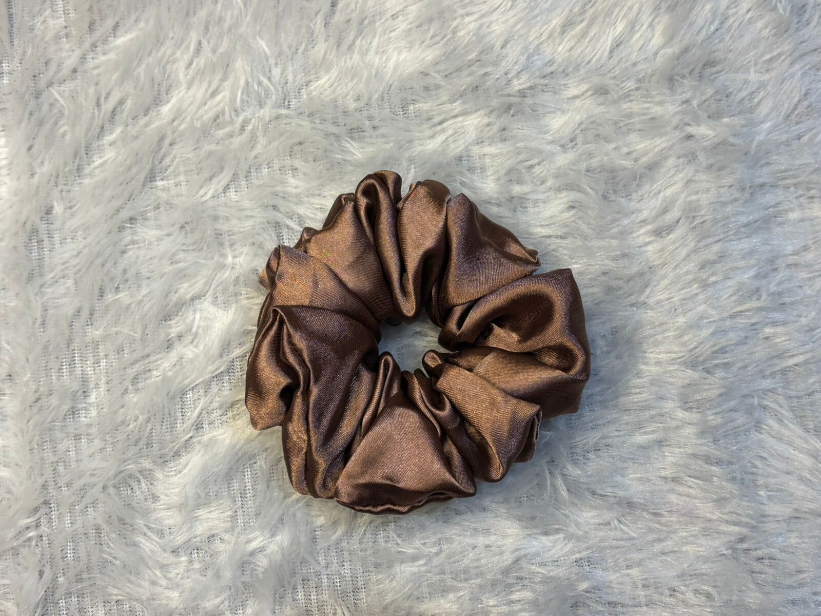 Brunova Satin Scrunchie